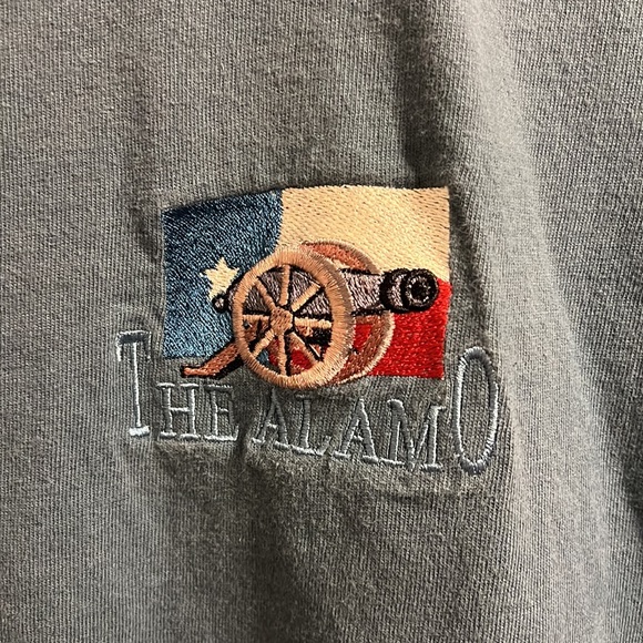 Vintage Alamo embroidered shirt - Picture 2 of 4